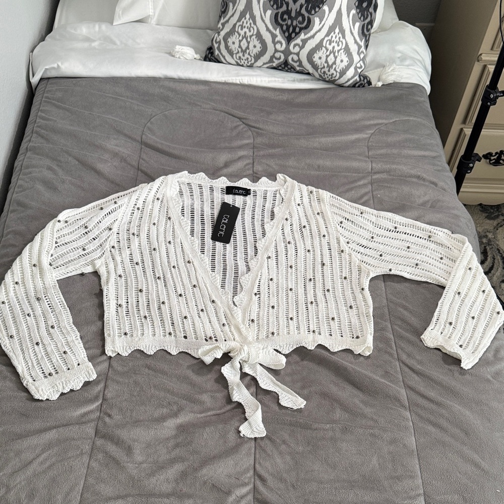 Talent women’s cropped White Tie-Front Open Crochet Cardigan Sz 1XL